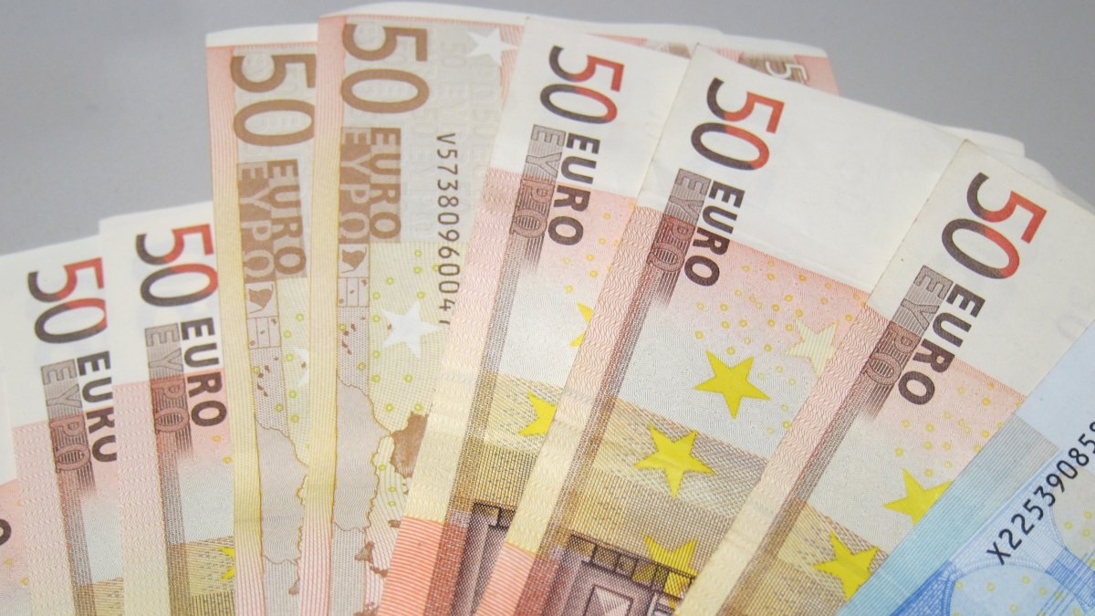Archivo - Billetes de euro, dinero.