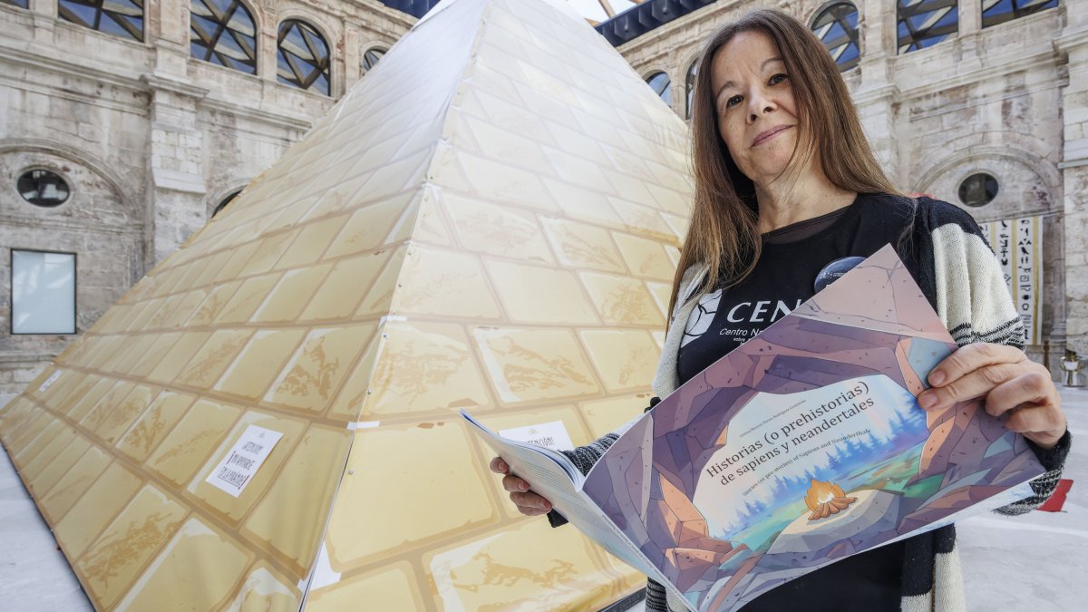 Chitina Moreno Torres ha organizado las ilustraciones y ha creado el texto que Ángela Cárdenas Calleja ha conjungado en un libro disponible para centros educativos y bibliotecas.