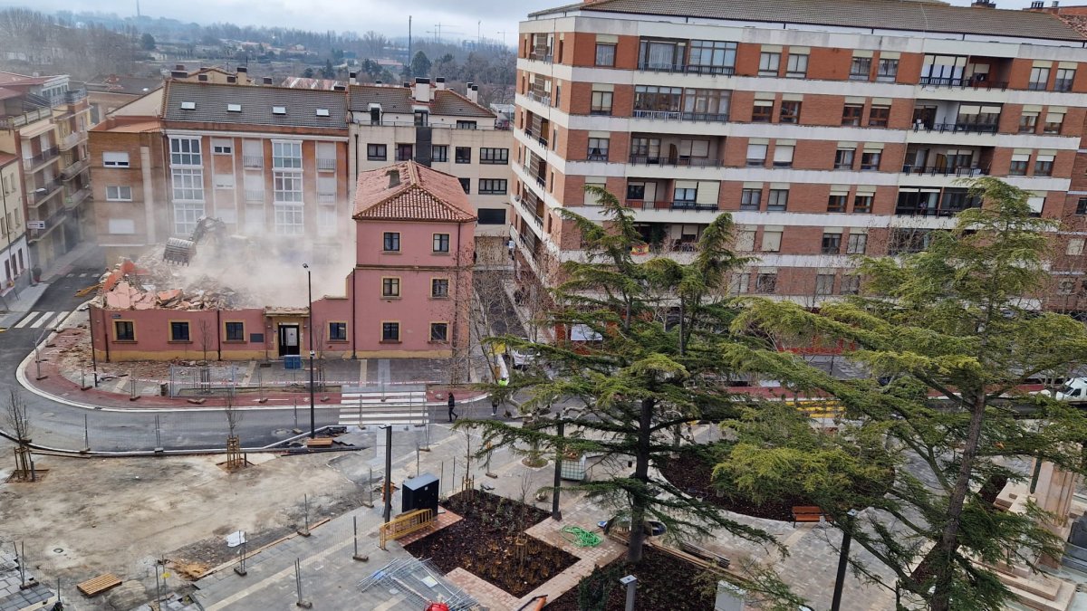 Derribo de la casa de los Maestros de Aranda