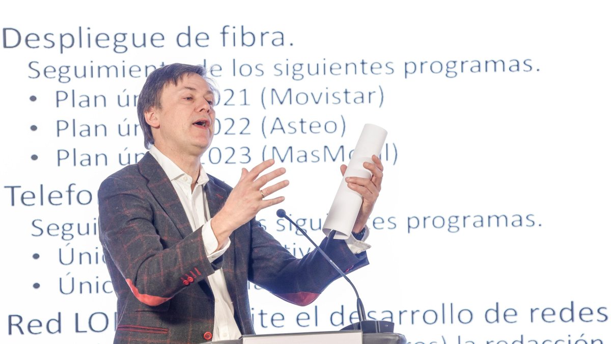 El diputado provincial Arturo Pascual ha detallado los datos de actividad de la Sección de Modernización Administrativa y Nuevas Tecnologías de la Información y
de las Comunicaciones.