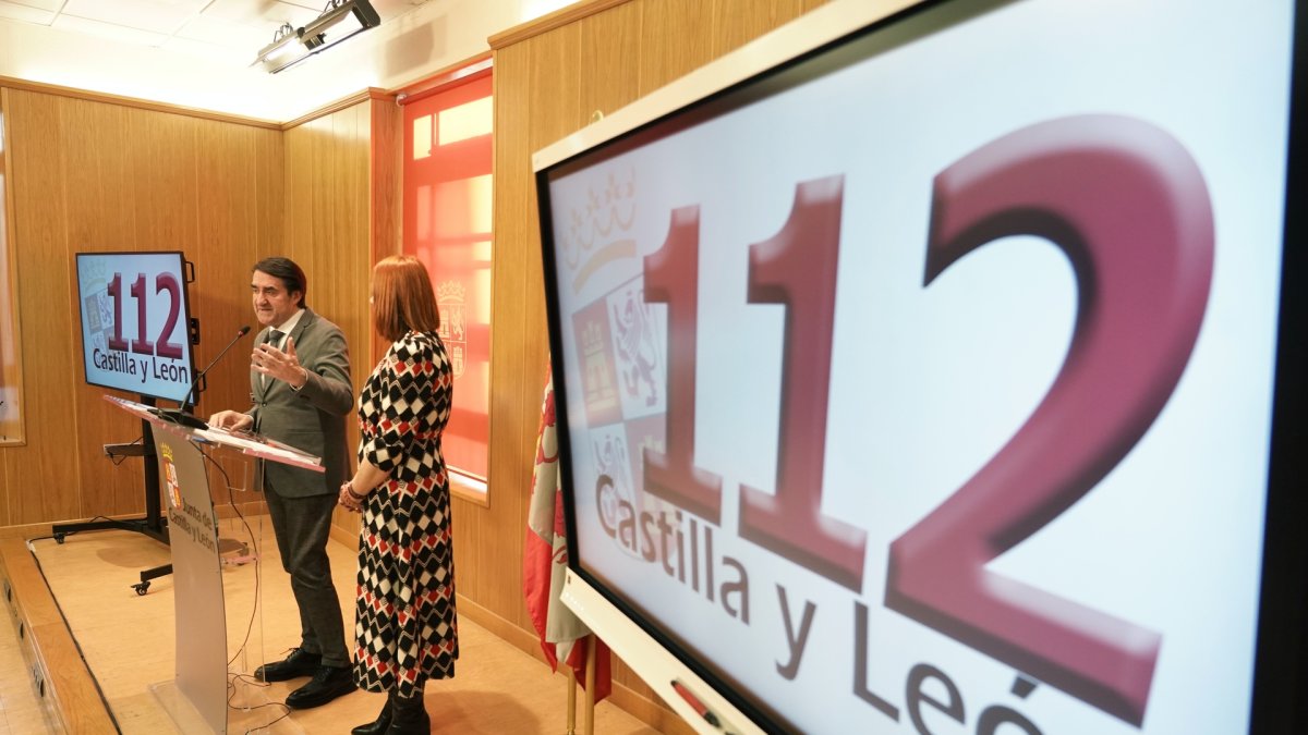 El consejero de Medio Ambiente, Vivienda y Ordenación del Territorio, Juan Carlos Suárez-Quiñones, presenta el balance del Servicio de Emergencias 1-1-2 en Castilla y León con motivo de la celebración del Día Europeo del 1-1-2.