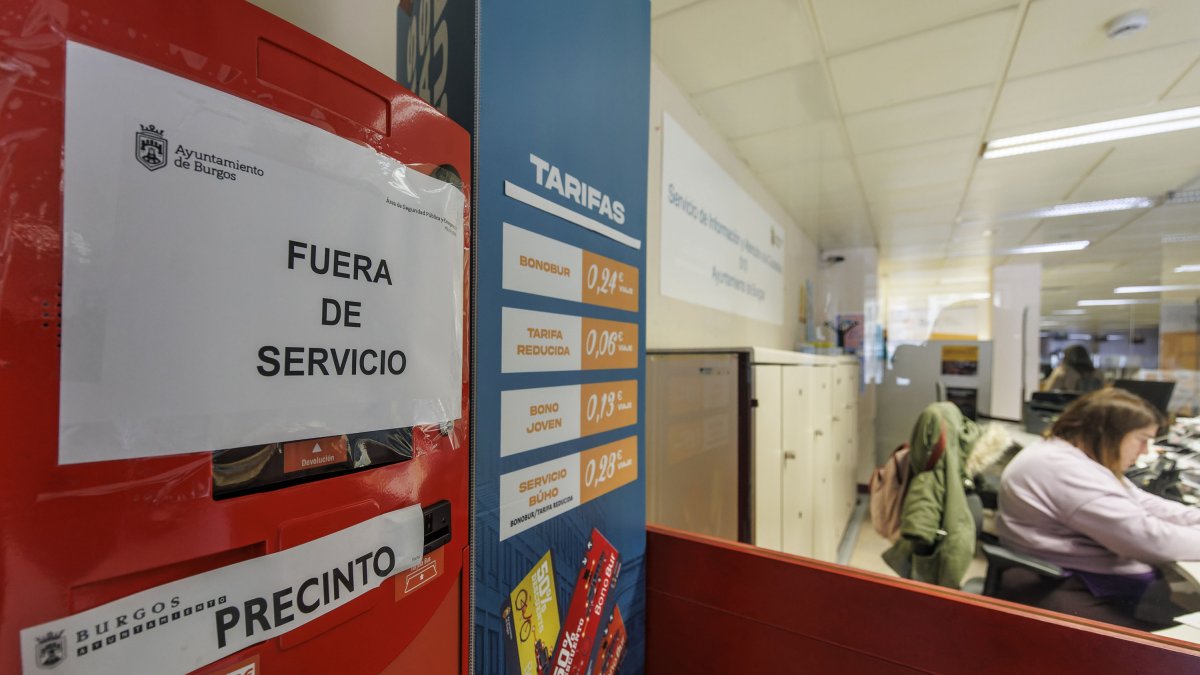 Los puntos de recarga habitual están fuera de servicio tras adelantar Prepay un día el apagado de los terminales.