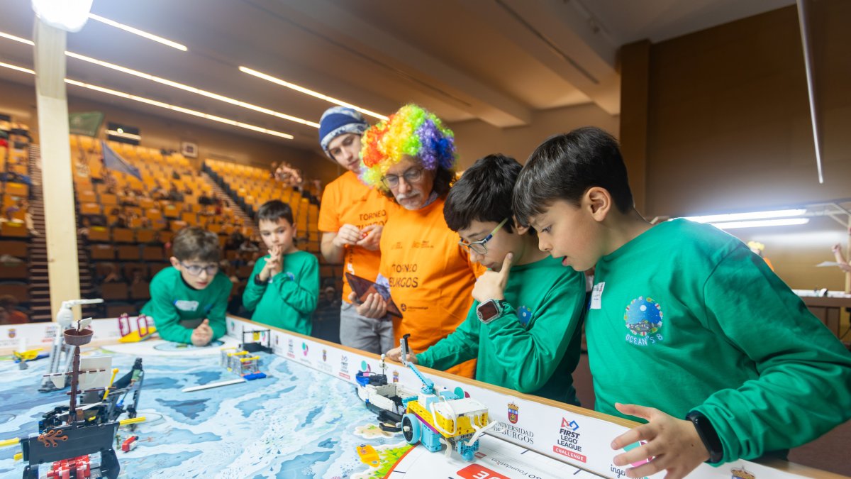 Instante de la First Lego League 2025 en Burgos.