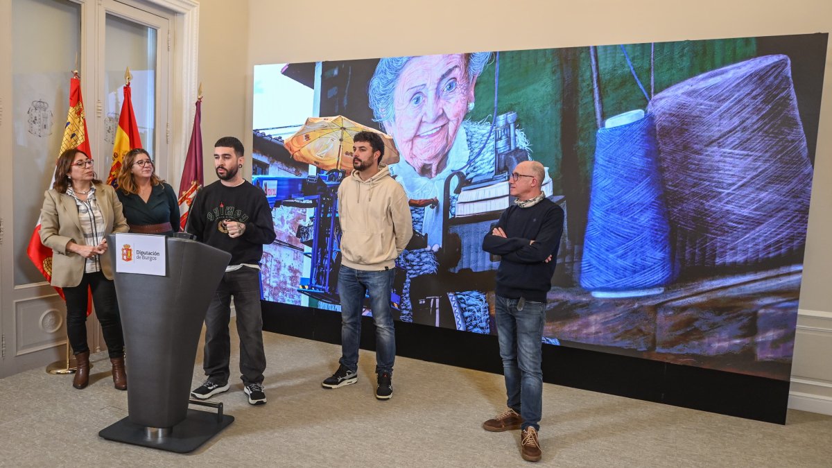 Raquel Contreras, Susana Díez, Lucas Maté, Christian Sasa y Roberto Rivera en la presentación del documental.
