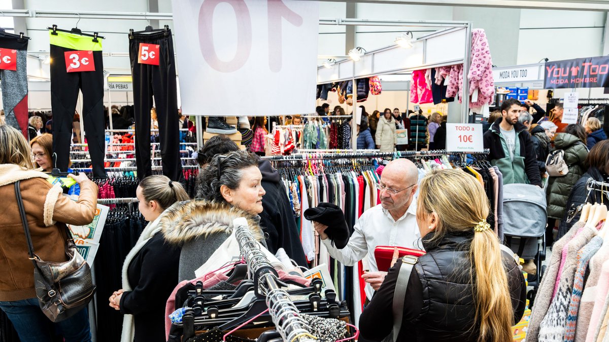 La Feria de Stock lucía ya abarrotada desde su apertura.