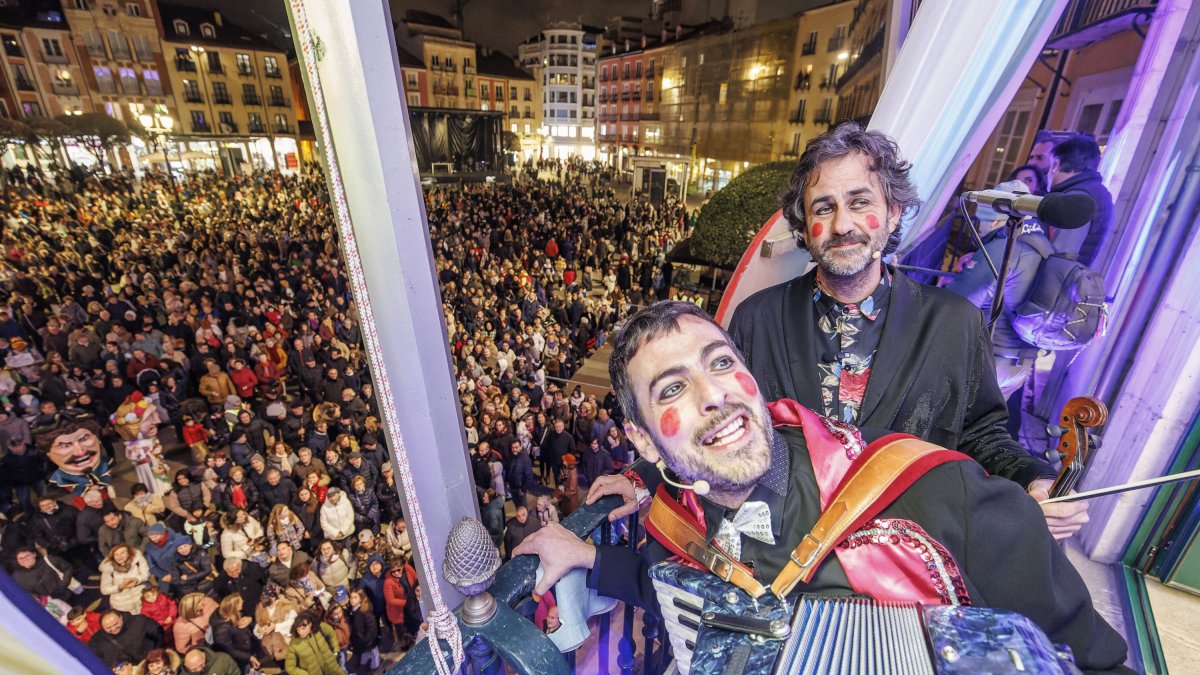 Diego Galaz y Jorge Arribas, a punto de dar el pregón de Carnaval en Burgos.