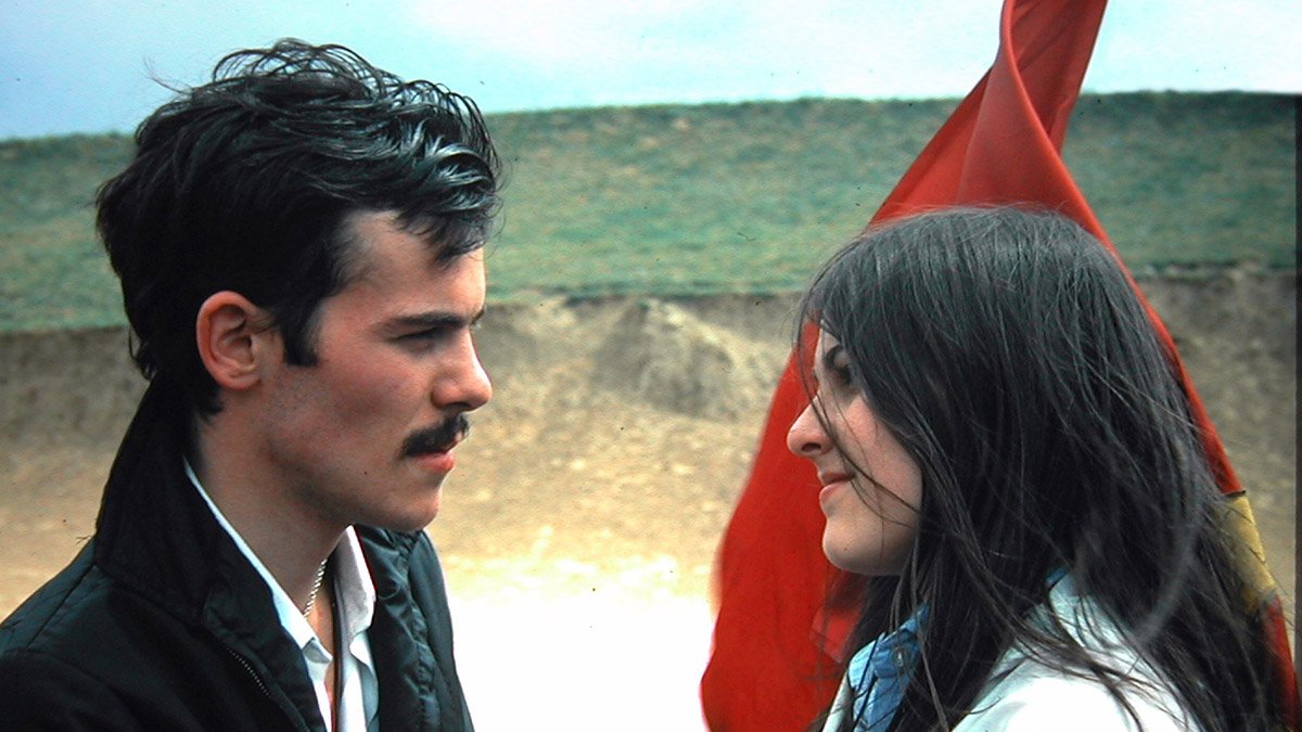 José Antonio Abella y su esposa, María Jesús Martín, en la campa de Villalar el 23 de abril de 1978.