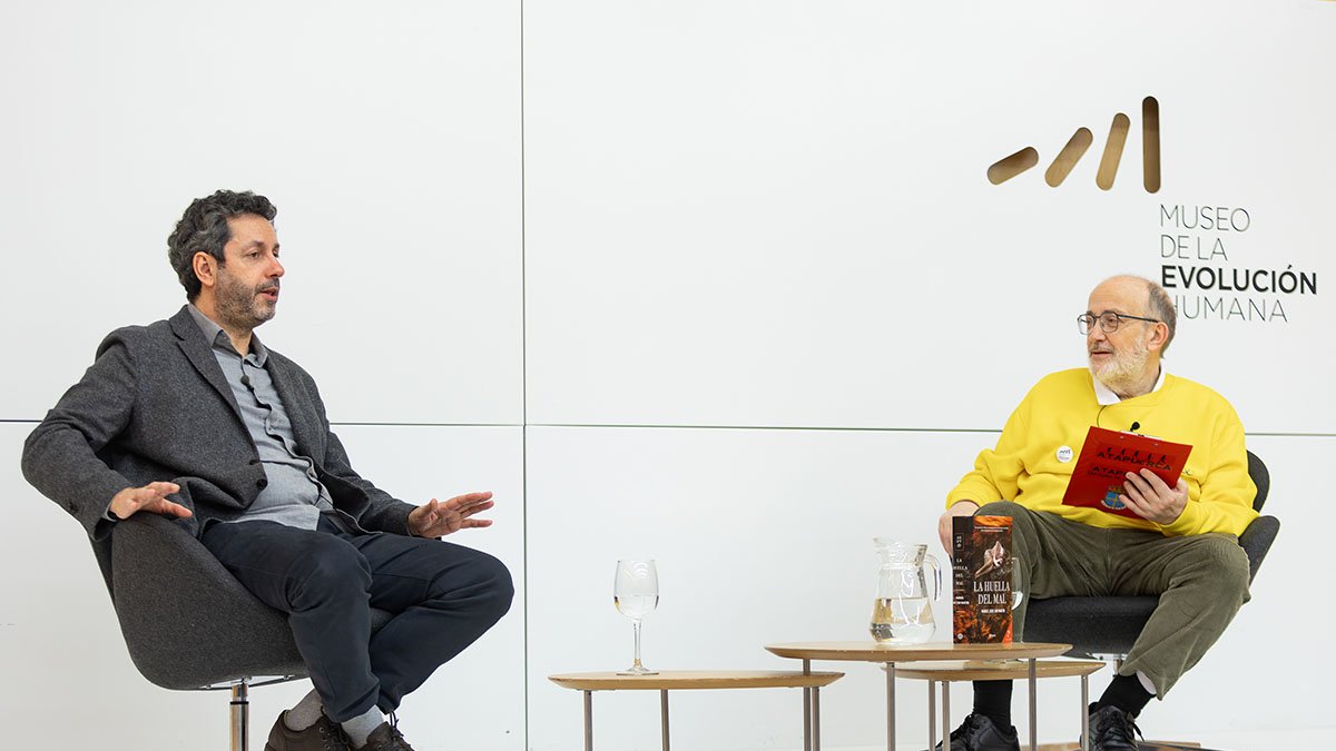 Manuel Ríos San Martín, este domingo durante su charla con Antonio José Mencía en el Museo de la Evolución Humana.