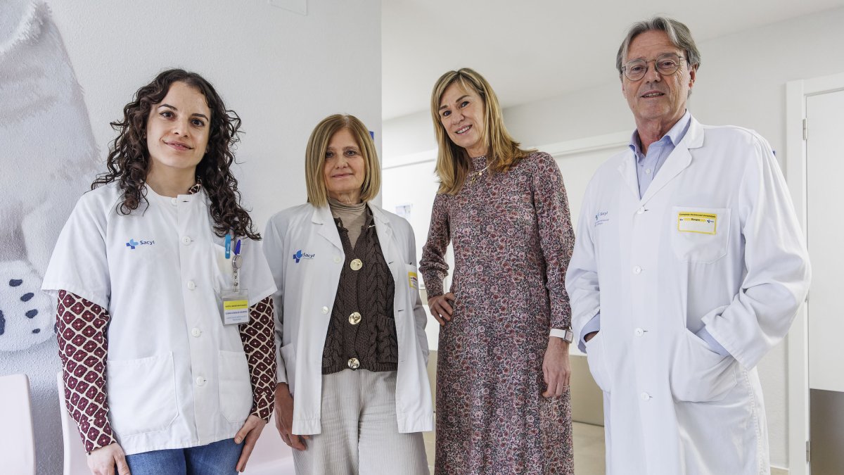 Equipo médico del servicio de Psiquiatra Infanto Juvenil del HUBU.