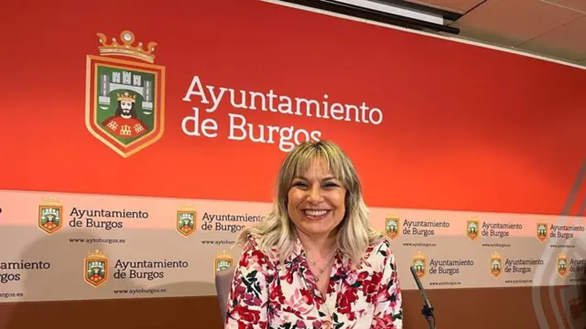 Mila del Campo, presidenta de la Gerencia de Servicios Sociales, en una rueda de prensa.