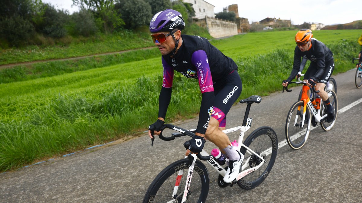 Mario Aparicio se mostró al ataque en el terreno montañoso.