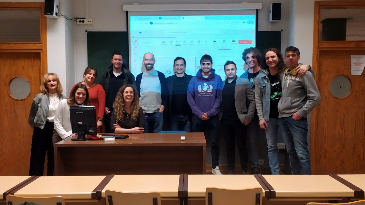 Imagen de los asistentes al seminario.
