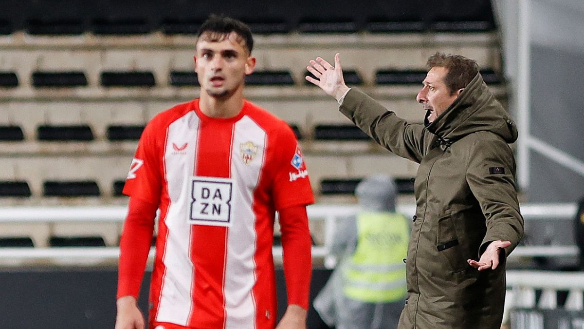 Ramis durante el partido contra el Almería.