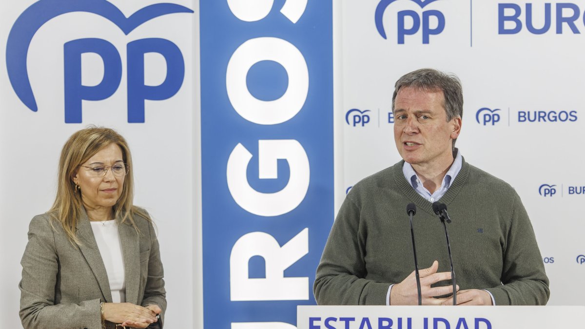 Intervención de Borja Suárez durante la visita de la vicepresidenta de Igualdad en el Congreso por el PP, Ana Alós, a Burgos.