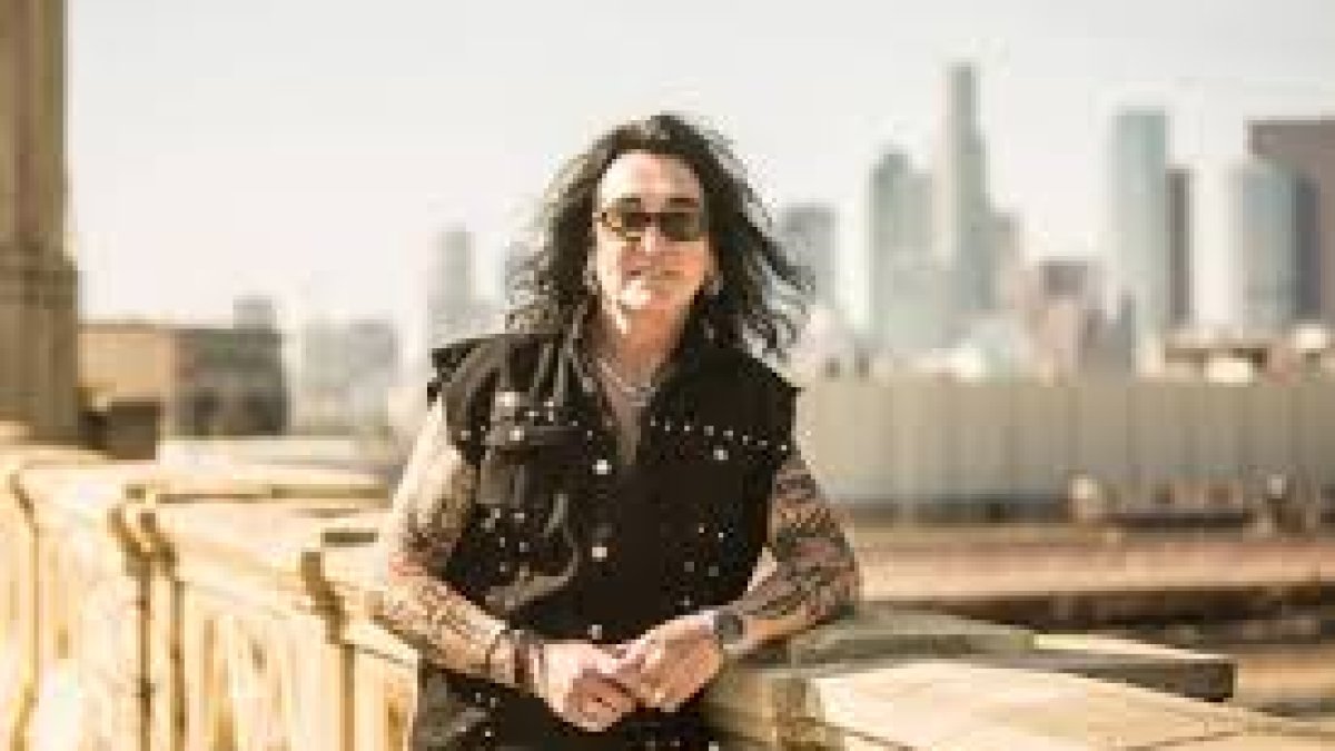 Robin McAuley, nuevo fichaje para el Zurbarán Rock 2025.