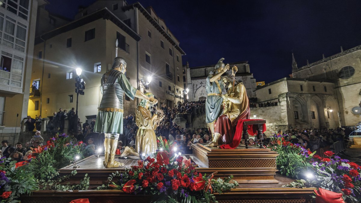 Imagen de la procesión del Santo Entierro.
