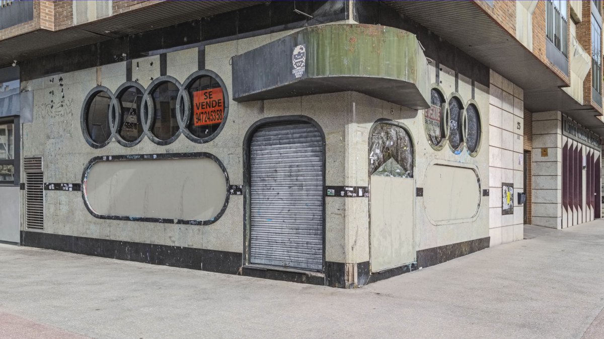 Estado actual del exterior de la cafetería Olimpia.