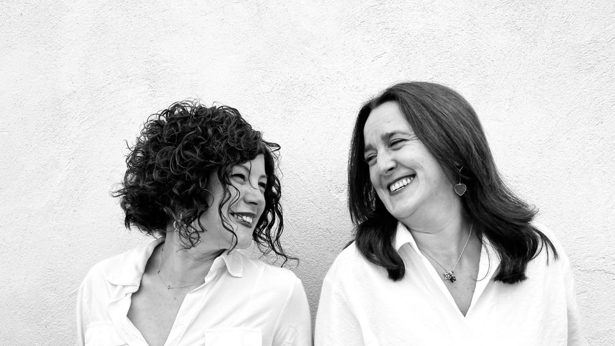 Mercedes Escribano y Macarena Domaica son las 'comadres' de la obra 'Ya sé yo mis cosas', 