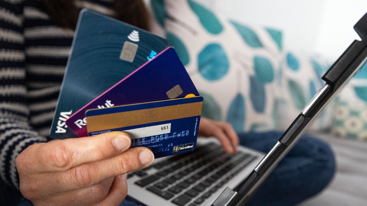 Las estafas informáticas, a la orden del día, pueden desplumar a cualquiera.