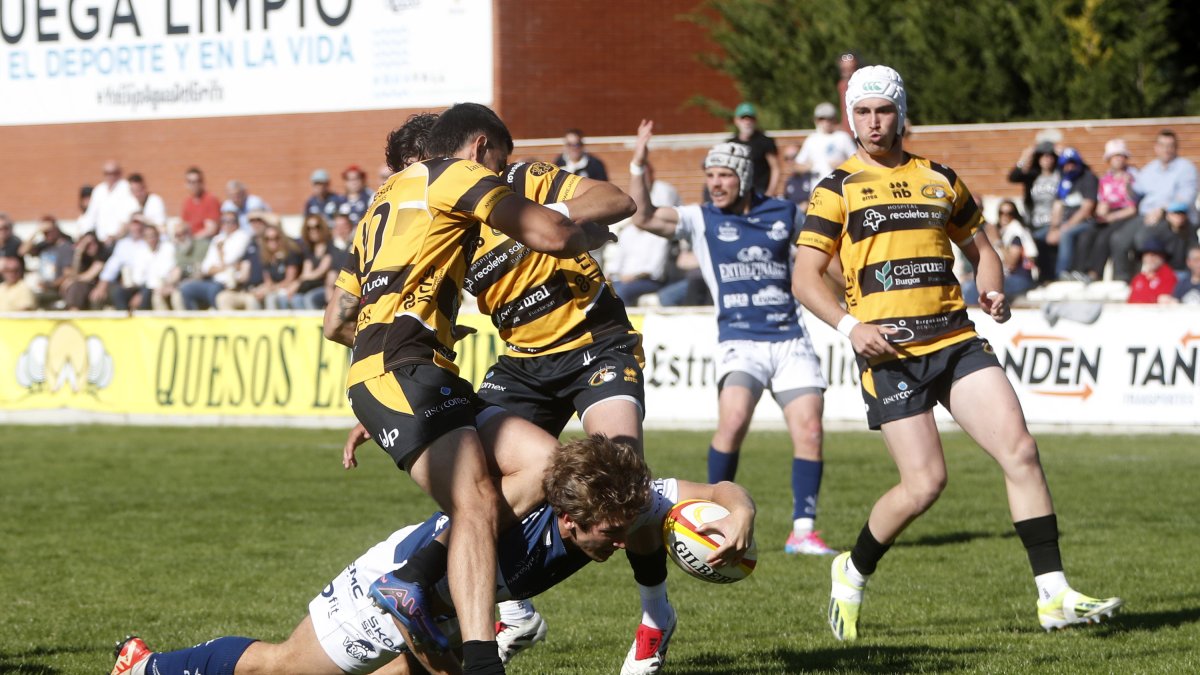 Victoria en casa del VRAC Quesos Entrepinares ante el Recoletas Burgos Caja Rural.