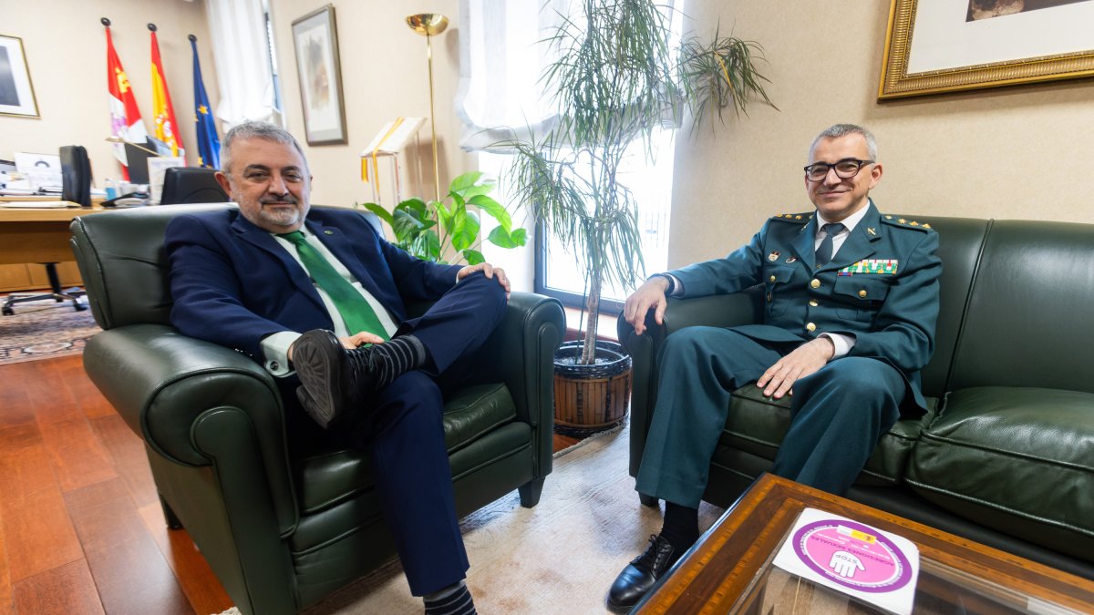 De la Fuente recibe a Alfonso Martín.