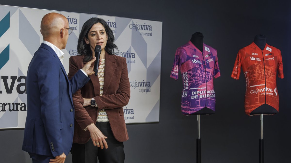 La directora de la Vuelta a Burgos Féminas, Sonia Martínez, durante la presentación de la décima edición.