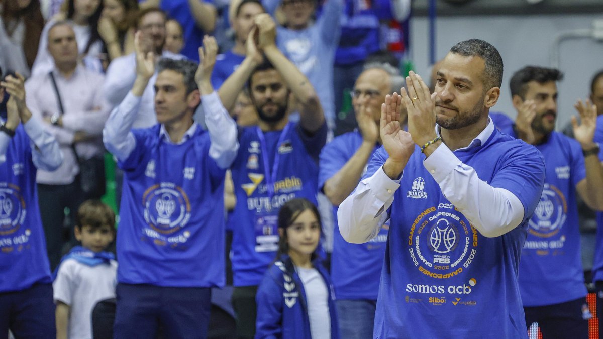 Savignani, durante la celebración del ascenso a ACB tras ganar a Fuenlabrada.
