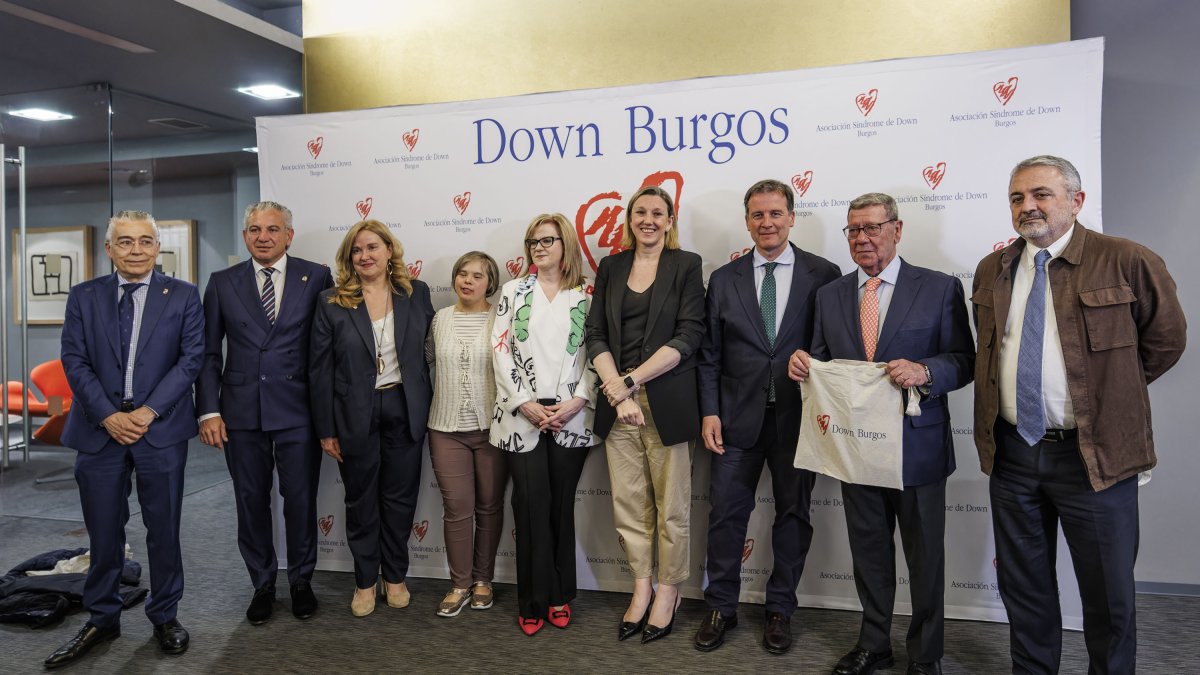 Down Burgos ha querido premiar el apoyo de autoridades y administraciones a lo largo de los años.