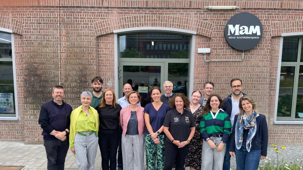 RUN-EU lanza el FILS HUB para impulsar el talento STEM entre los más jóvenes.