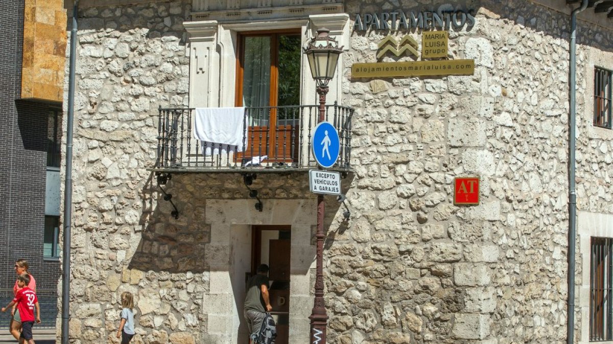 Los apartamentos turísticos doblan la ocupación de hace un año.