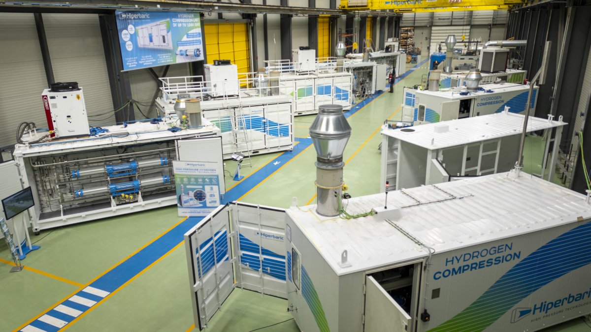 Vista de los equipos tecnológicos que desarrolla la compañía burgalesa Hiperbaric.