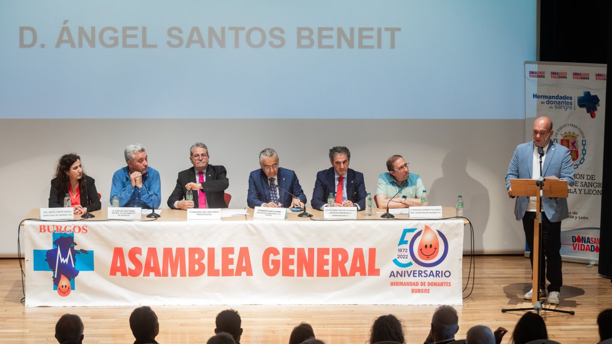 Imagen de la asamblea 2025 Hermandad Donantes de Sangre celebrada en el Centro Cívico de San Agustín.