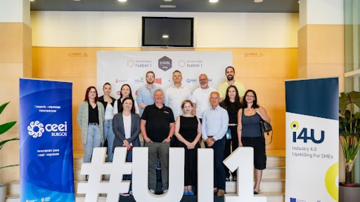 Equipo de trabajo del proyecto 'I4U' en la Universidad Isabel I.