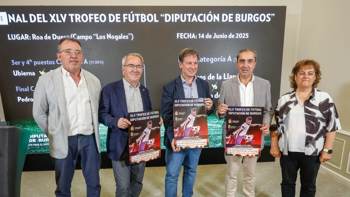 Imagen de la presentación del trofeo Diputación.