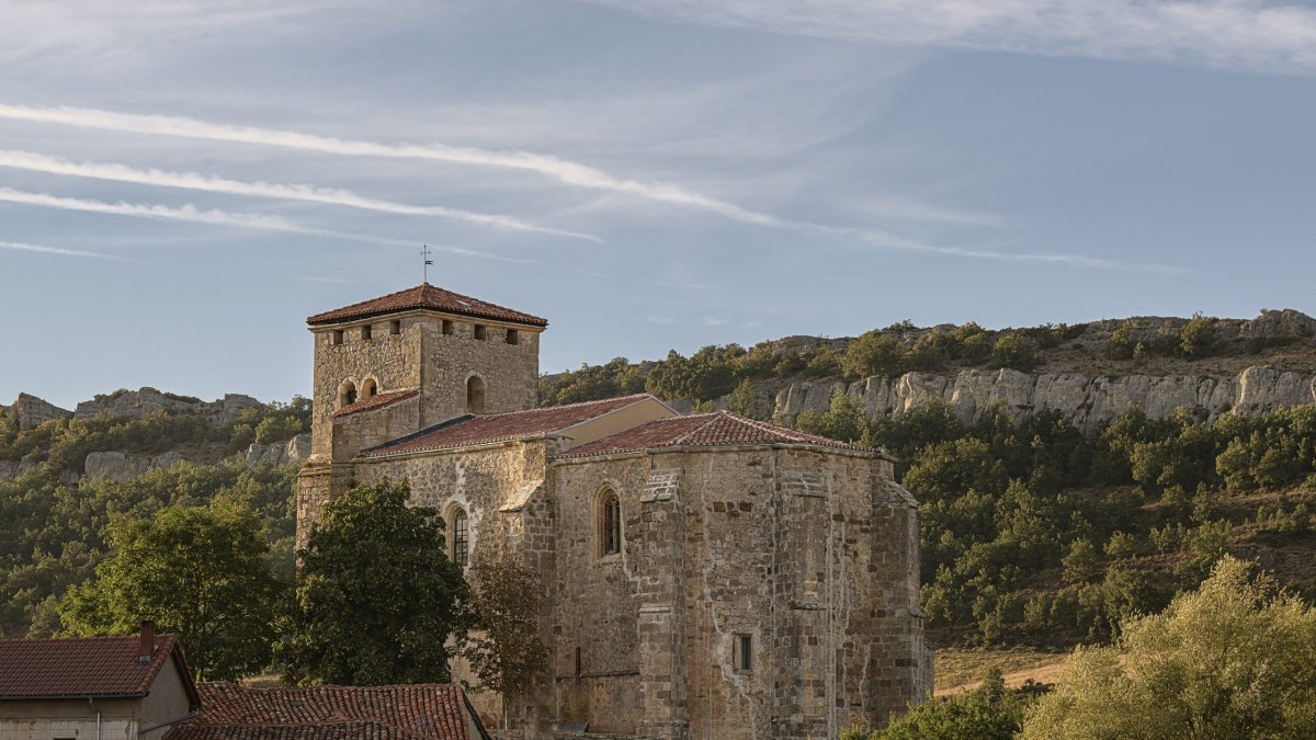 Iglesia gótica de Fuenteodra (Burgos).