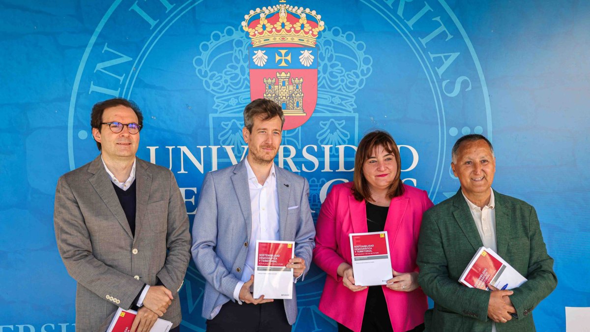 Imagen de la presentación del libro.