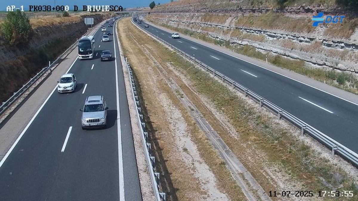 El accidente ha generado retenciones en la AP-1