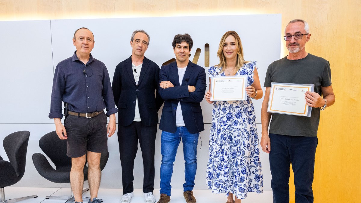 Entrega de los premios del concurso de microrrelatos del MEH.