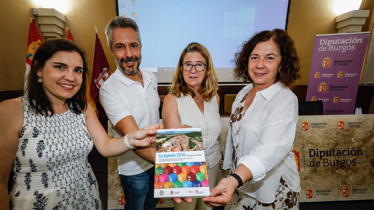 Instante de la presentación del ‘Itinerario Provincial de la Sostenibilidad’.