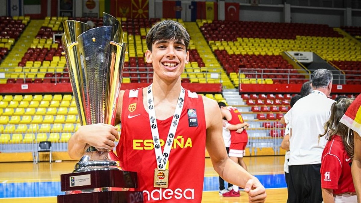 Andy Huelves, campeón de Europa U16 se une al CB Tizona