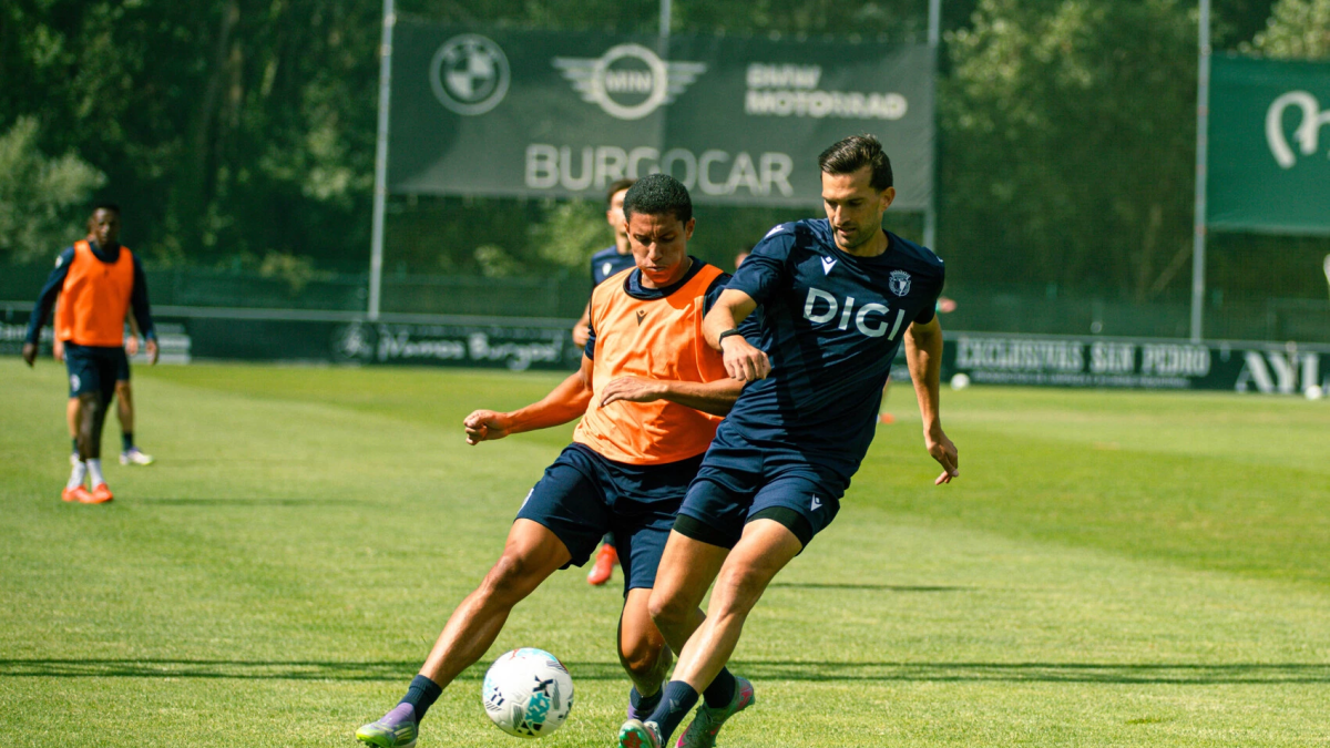 Imagen de un entrenamiento del Burgos CF.