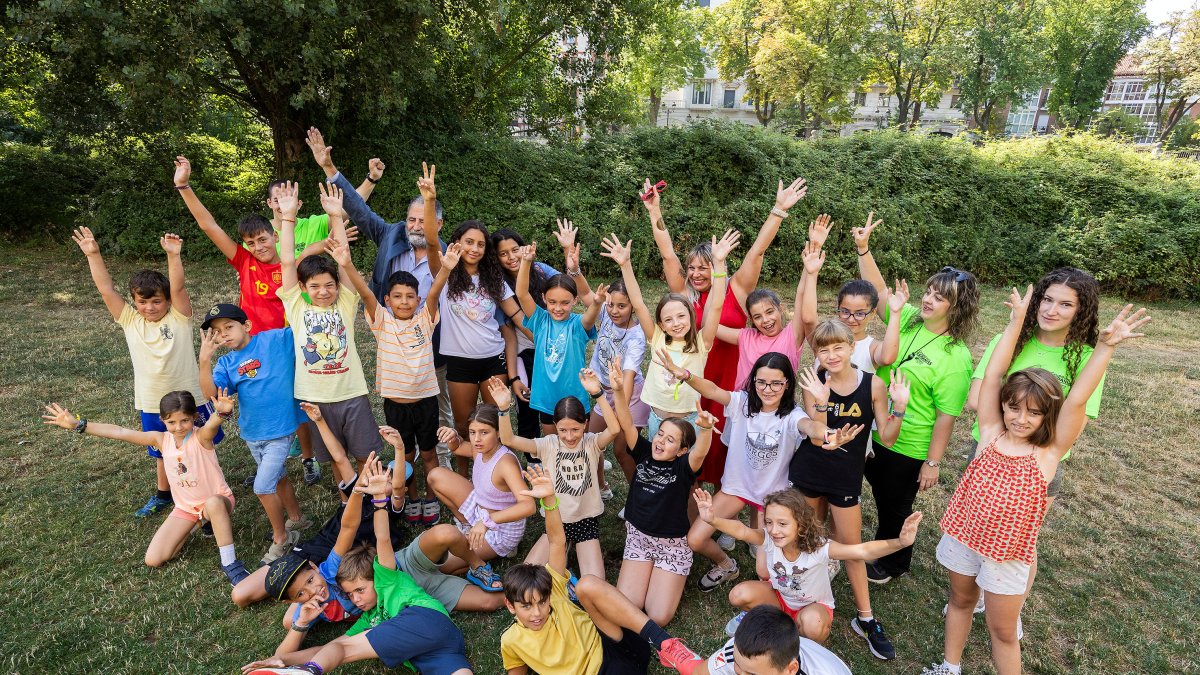 Foto de grupo de los participantes en la semana del 4 de agosto.