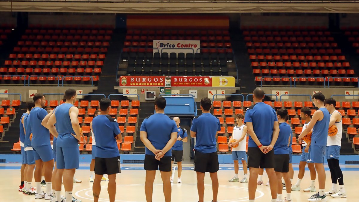 Imagen del primer entrenamiento del Tizona.