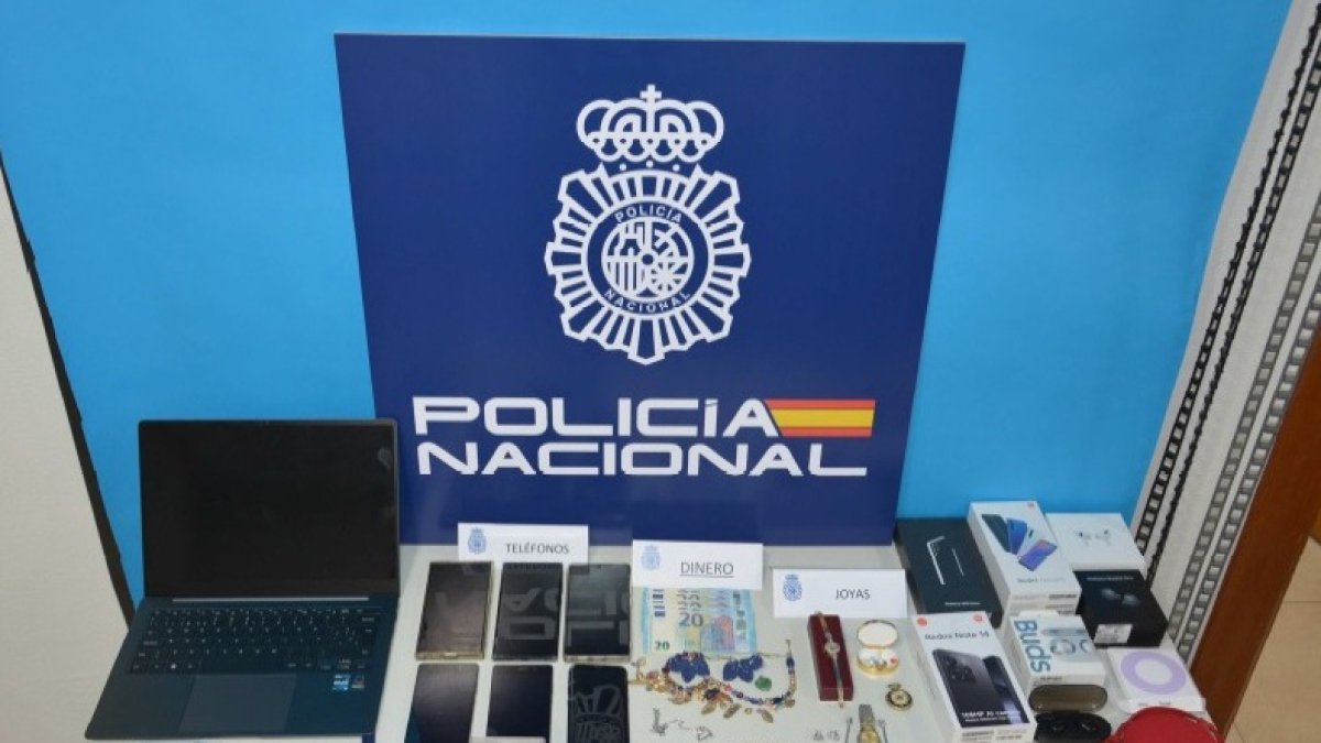 Efectos recuperados por la Policía.