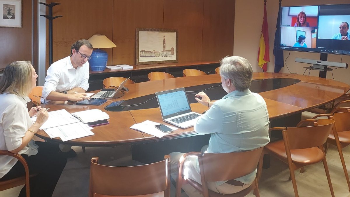 Imagen de la reunión.