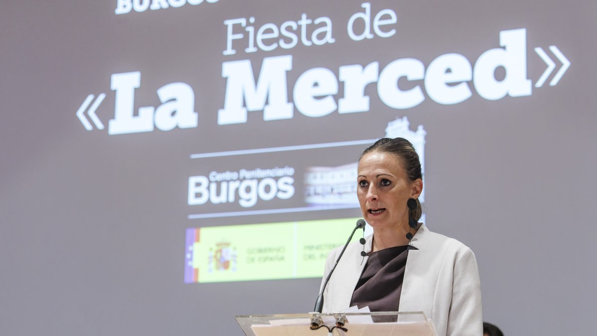 La directora del centro penitenciario de Burgos, Beatriz Sahagún, durante su intervención con motivo de la Fiesta de La Merced.