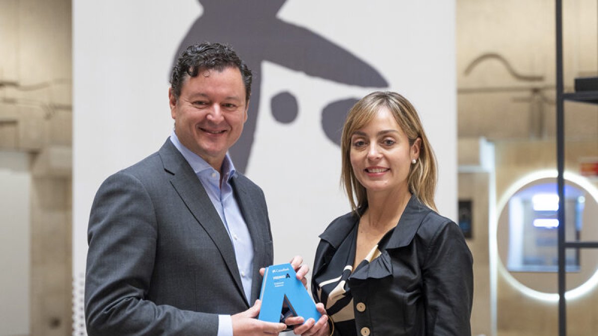 María Vélez recoge el premio