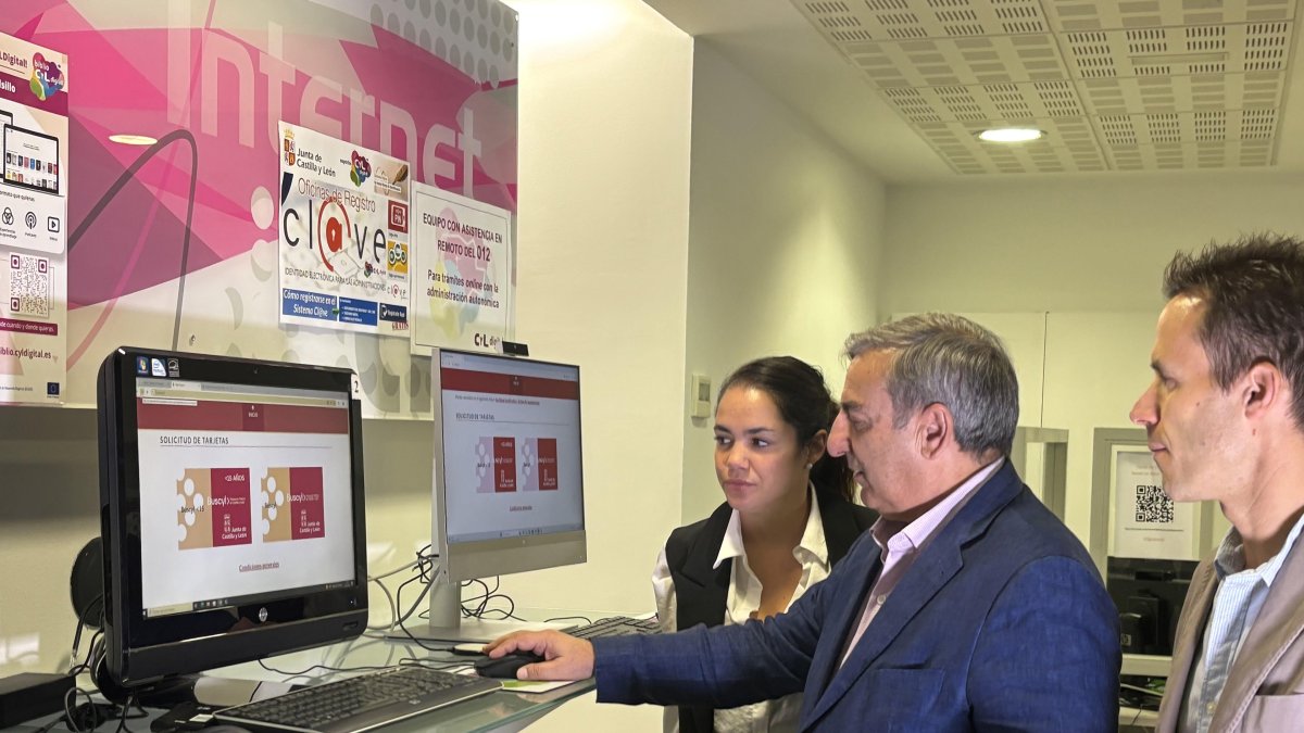 El Consejero De Movilidad Y Trasformación Digital, José Luis Sanz Merino.