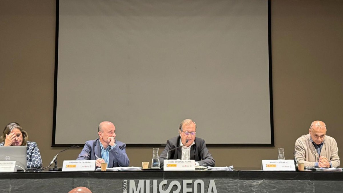 El director general de Turismo de Castilla y León y comisario de los Caminos de Santiago, Ángel González, participa en la I Jornada de Salvaguarda y Reconocimiento de la Acogida Tradicional Jacobea (ATJ).