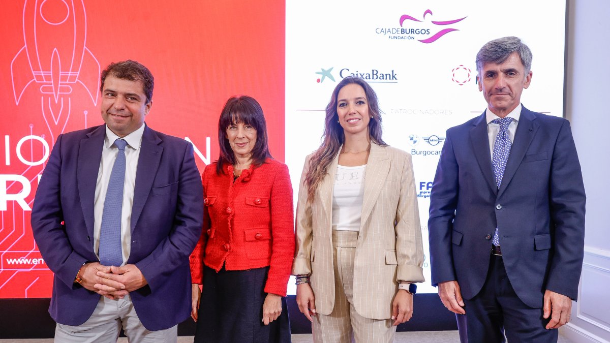 Presentación de los finalistas del premio Joven Empresario.